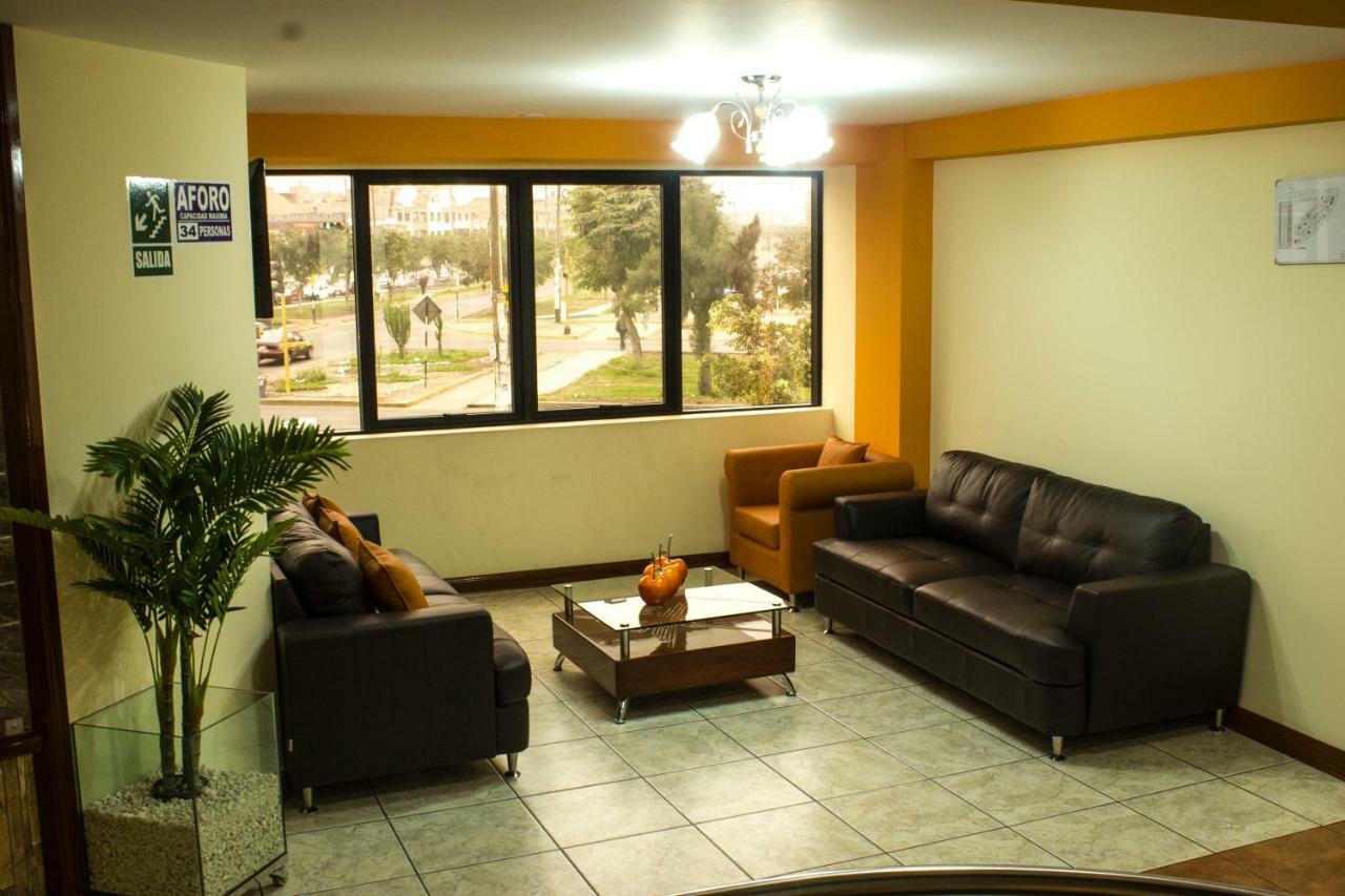 Hotel Wayra Lima Bagian luar foto